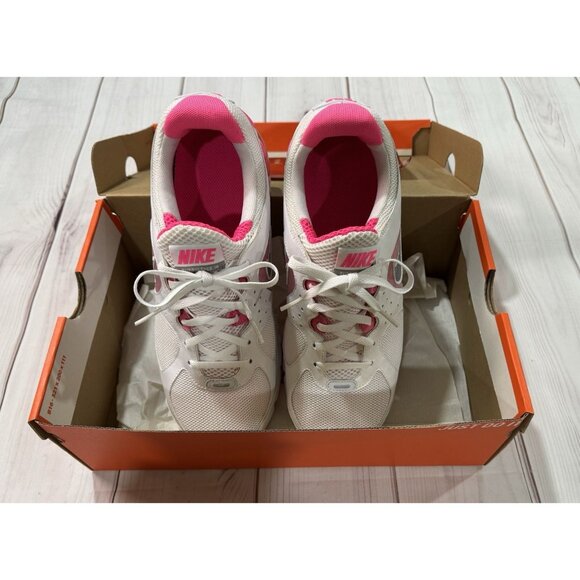 NIKE Air Max Turbulence 16 Athletic/Walking/Running Shoe NEW IN BOX Size 9.5 US - Picture 1 of 12